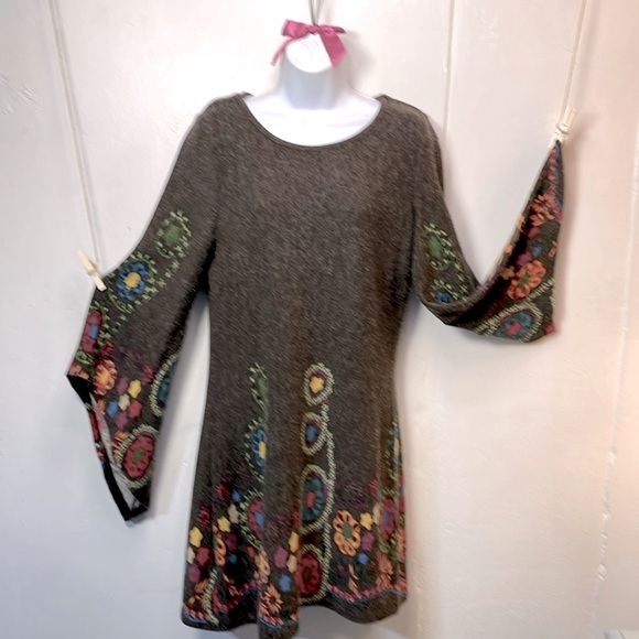 Aryeh Dresses & Skirts - ARYEH Boho Hip Fanciful Long Flare Sleeved Colorful Sweater dress -M- #0029